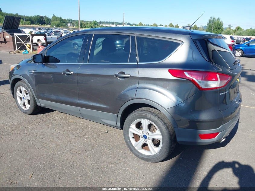 Vin: 1fmcu0g74fua18048, lot: 45984776, ford escape se 20153