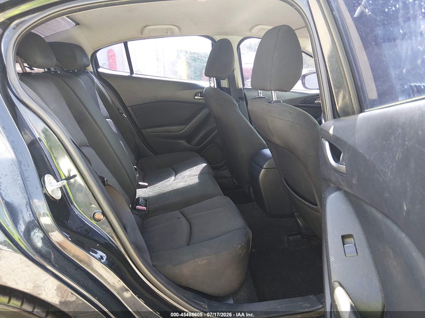 2015 MAZDA MAZDA3 auction photo 8