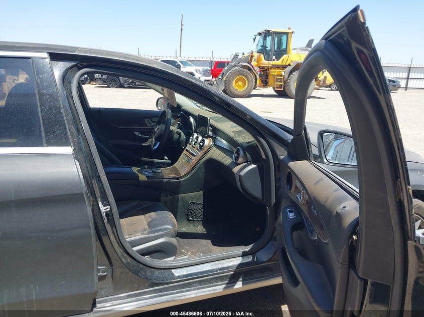 2017 MERCEDES-BENZ C 300 auction photo 5