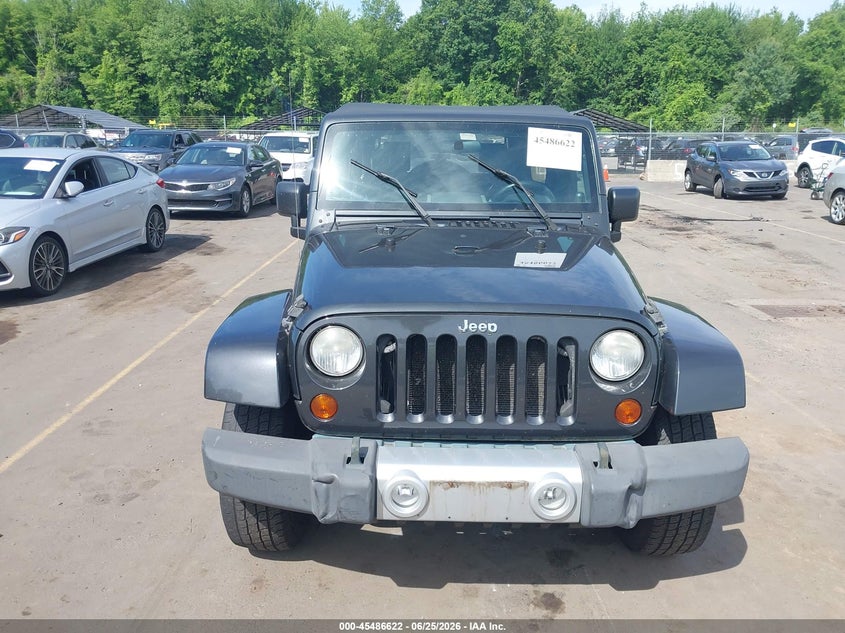 2010 JEEP WRANGLER UNLIMITED auction photo 6