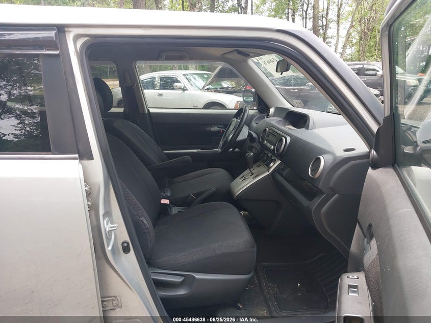 2009 SCION XB auction photo 5