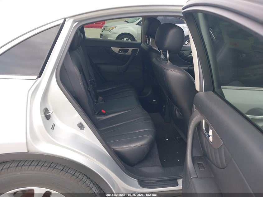 2016 INFINITI QX70 auction photo 8