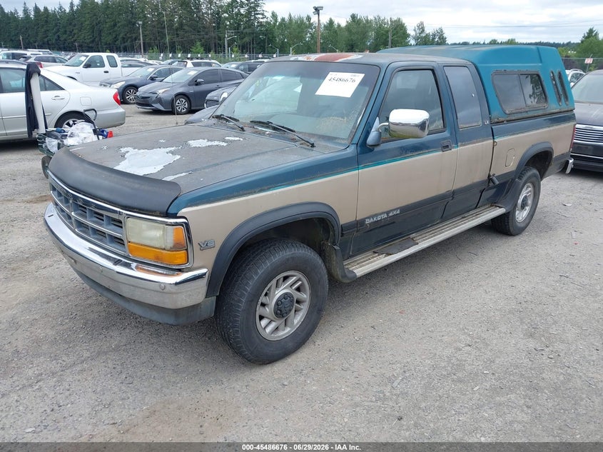 1993 Dodge Dakota, Normal Wear & Tear, IAAI, VIN 1B7GG23Y8PS160875 — photo 2