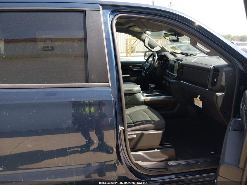 2023 CHEVROLET SILVERADO 1500 auction photo 5