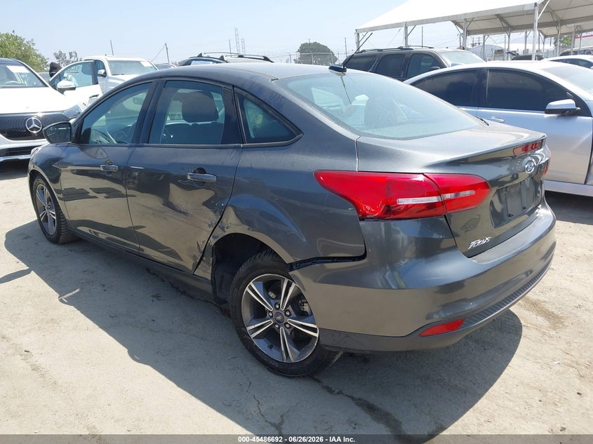 Vin: 1fadp3fe3jl209062, lot: 45984867, ford focus se 20183