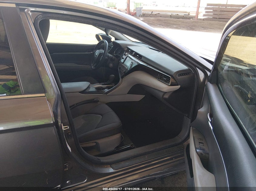 2019 TOYOTA CAMRY auction photo 5