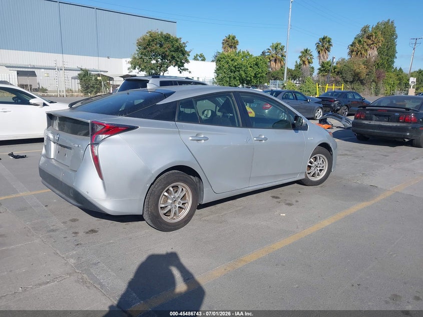 TOYOTA PRIUS - zdjęcie 4