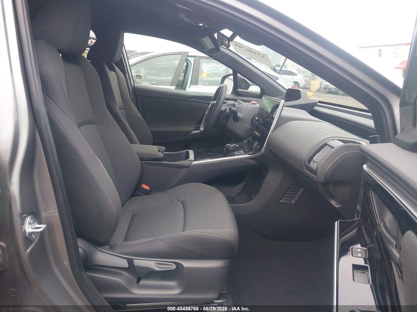 2025 SUBARU SOLTERRA auction photo 5