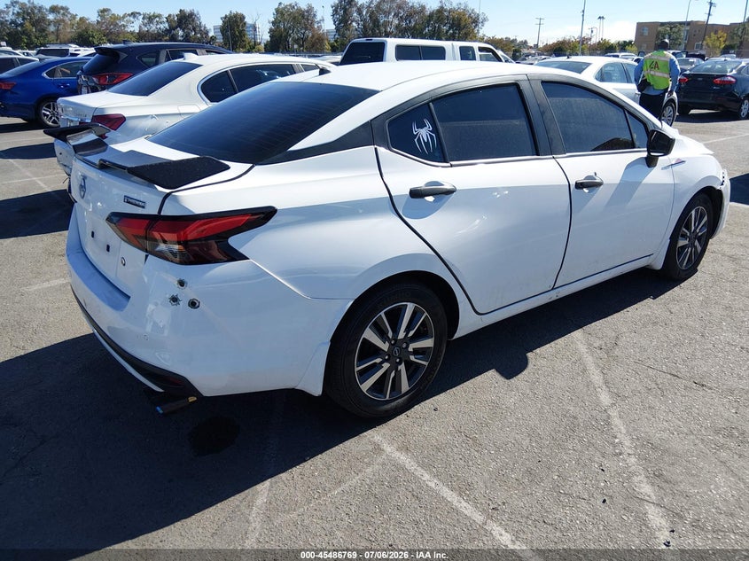 2024 NISSAN VERSA auction photo 4