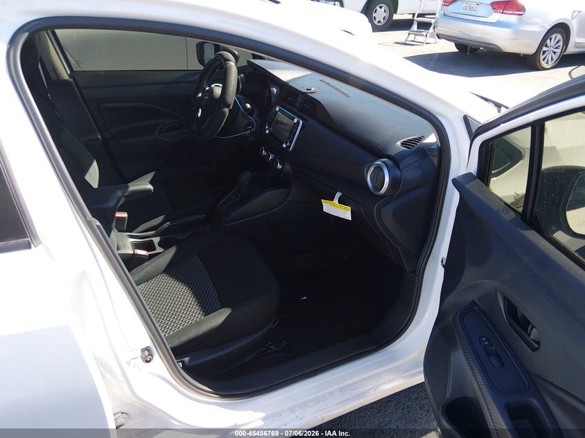 2024 NISSAN VERSA auction photo 5