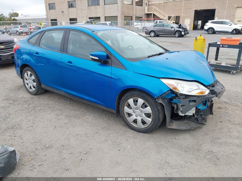 Vin: 1fadp3f25el355698, lot: 45984982, ford focus se 2014 img_1