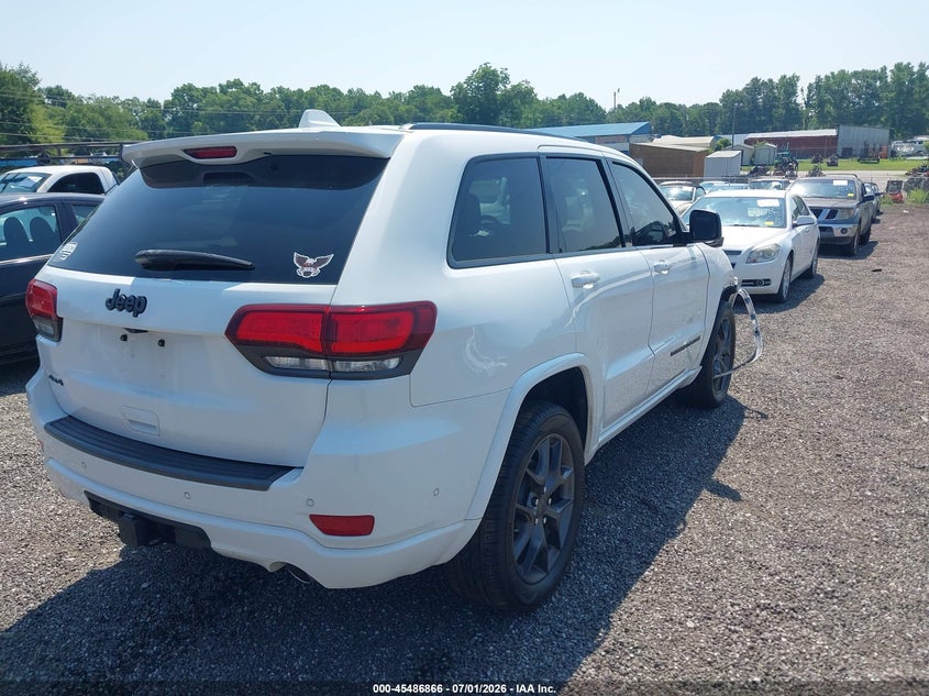 JEEP GRAND CHEROKEE - zdjęcie 4