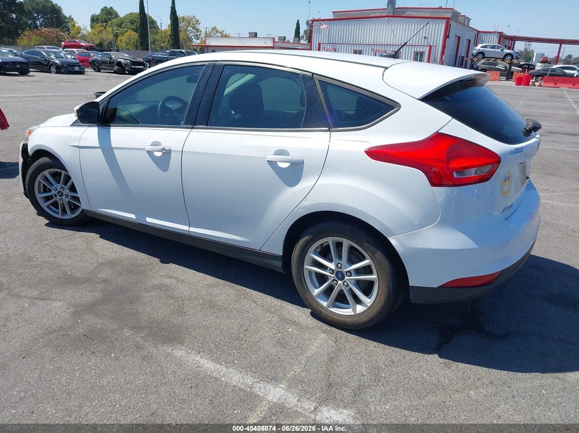 Vin: 1fadp3k27fl384563, lot: 45985049, ford focus se 20153