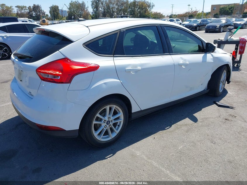 Vin: 1fadp3k27fl384563, lot: 45985049, ford focus se 20154
