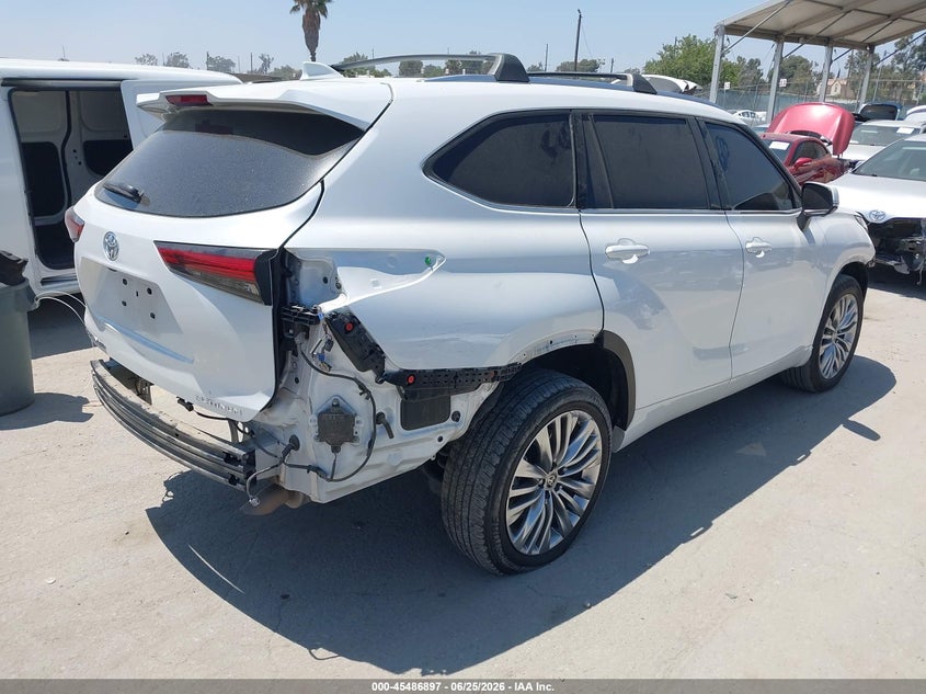 2023 TOYOTA HIGHLANDER auction photo 4