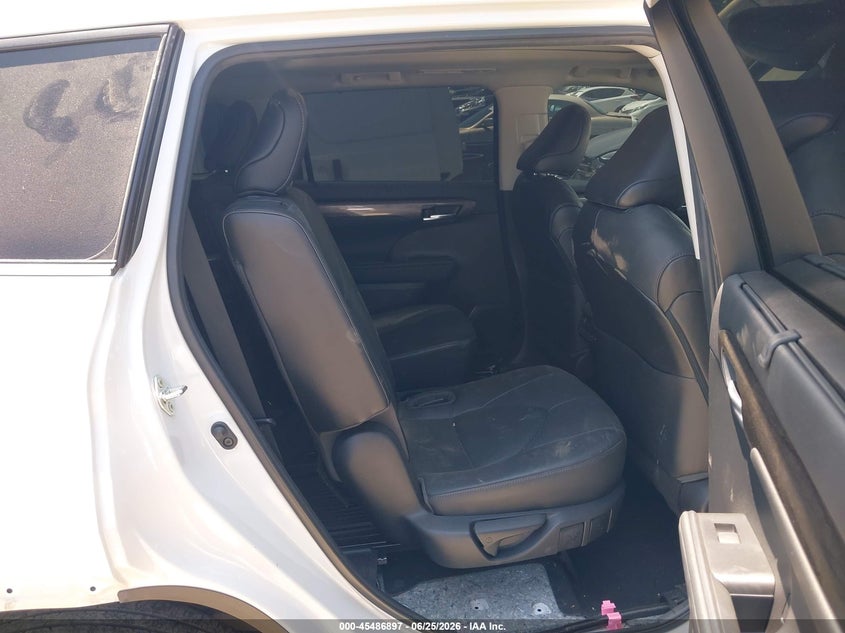 2023 TOYOTA HIGHLANDER auction photo 8