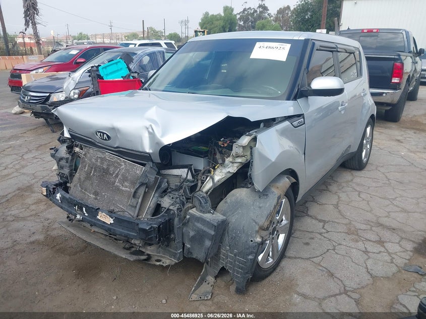 2017 Kia Soul, Front & Rear, IAAI, VIN KNDJN2A2XH7455863 — photo 2