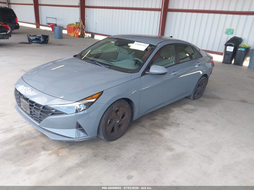 2021 HYUNDAI ELANTRA auction photo 2