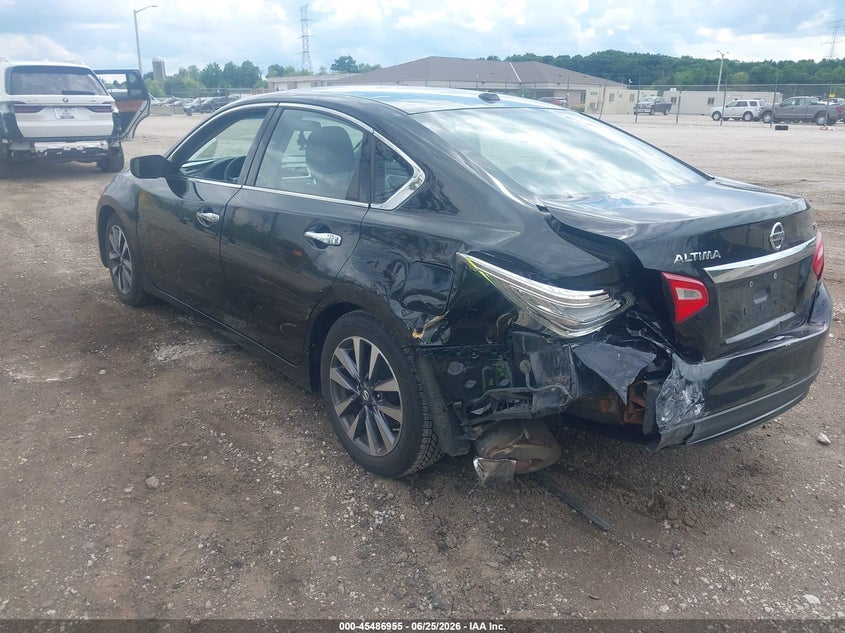 2017 NISSAN ALTIMA auction photo 3