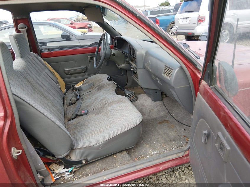 1993 TOYOTA PICKUP auction photo 5