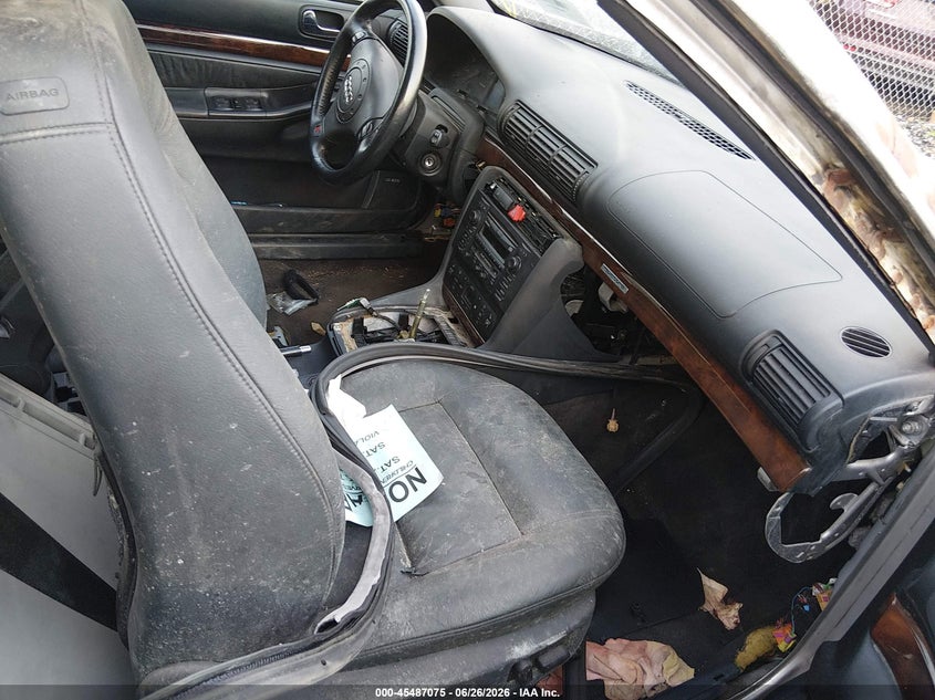 2000 AUDI A4 auction photo 5