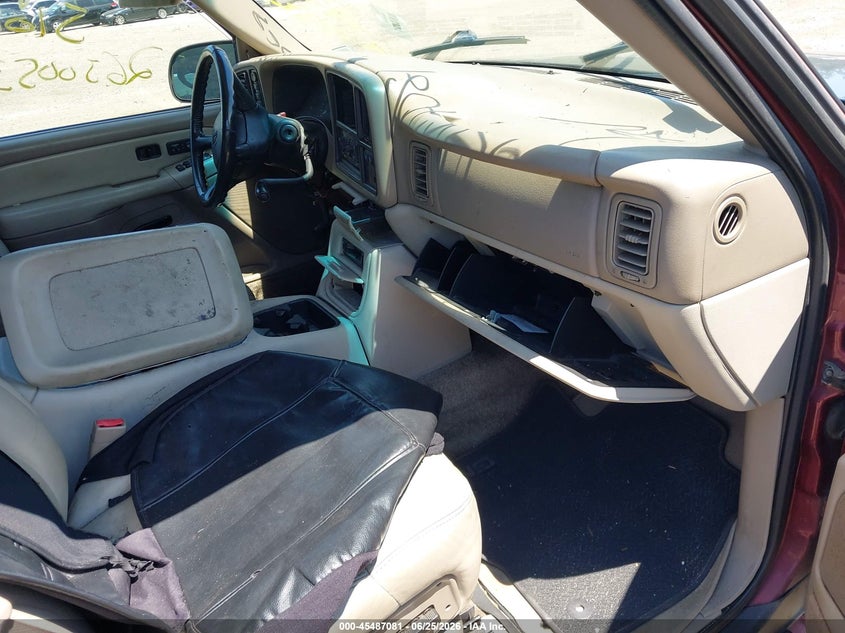 2002 CHEVROLET SUBURBAN 1500 auction photo 5