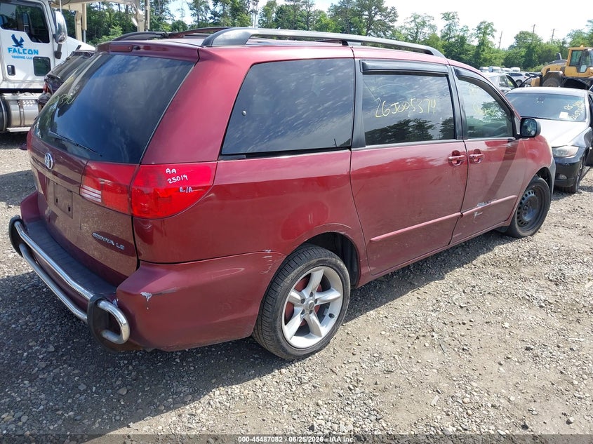 2005 TOYOTA SIENNA auction photo 4