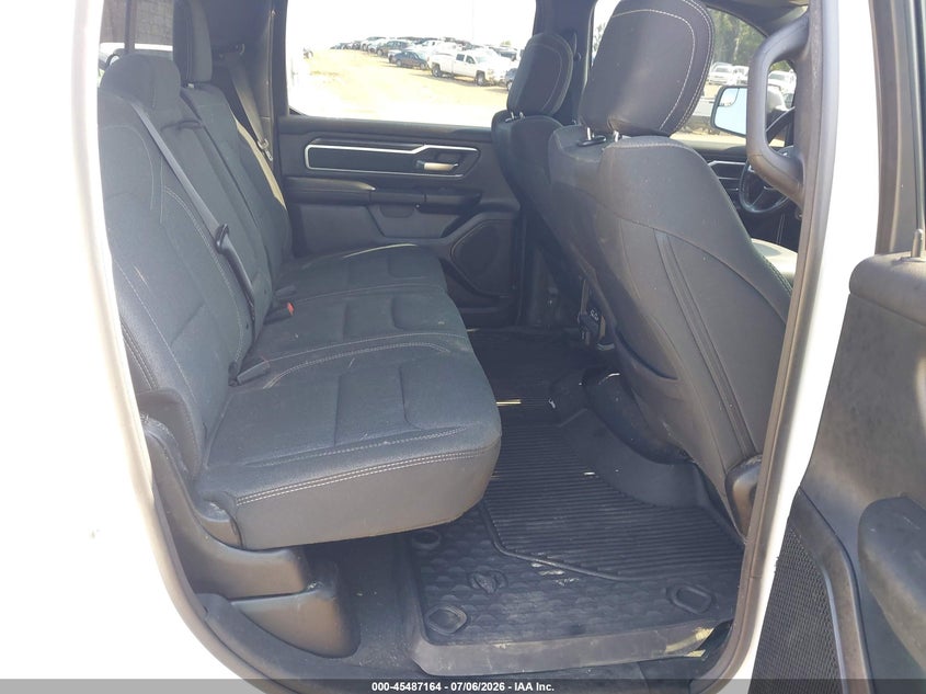 2020 RAM 1500 auction photo 8