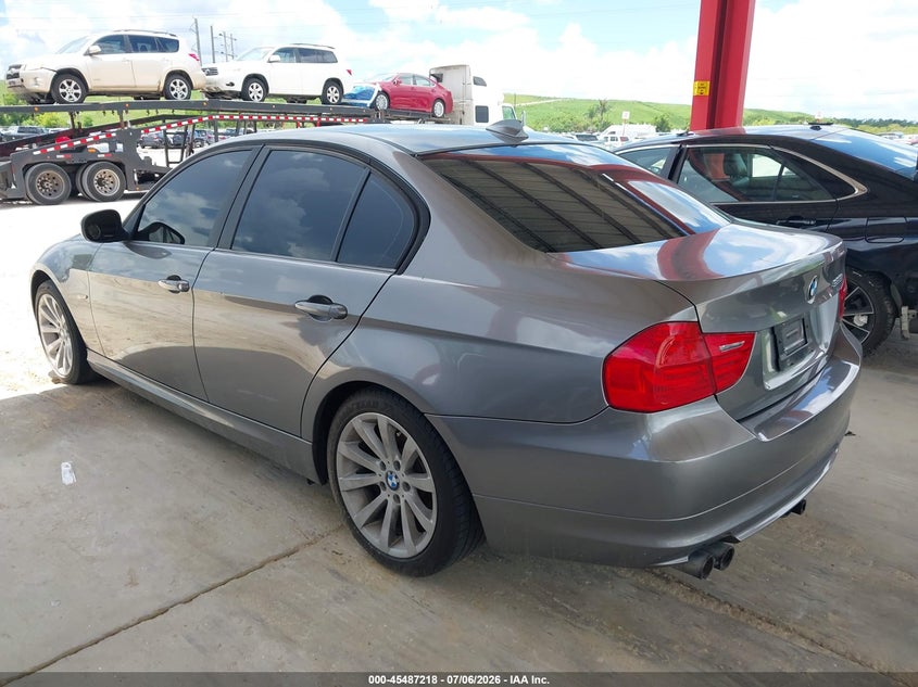 Vin: wbaph7c52be680381, lot: 45985415, bmw 328i 20113