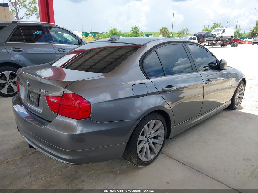 Vin: wbaph7c52be680381, lot: 45985415, bmw 328i 20114