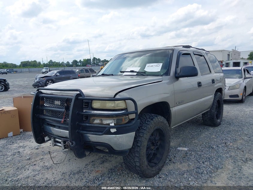 2002 CHEVROLET TAHOE auction photo 6