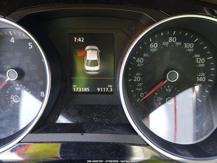 2017 VOLKSWAGEN JETTA SEDAN 2.0L I-4 DI, DOHC, VVT, TURBO, 210HP