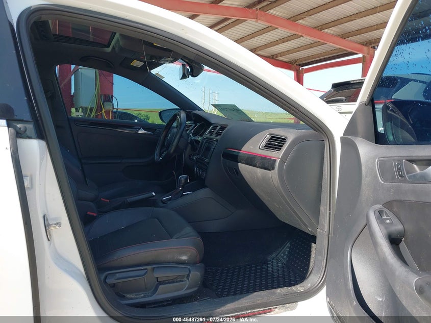 2017 VOLKSWAGEN JETTA SEDAN 2.0L I-4 DI, DOHC, VVT, TURBO, 210HP