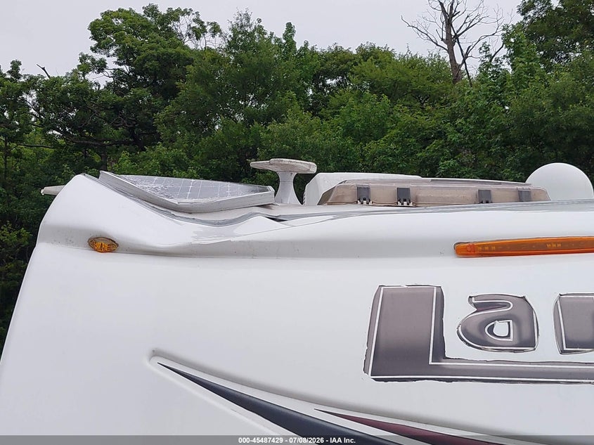 2018 LANCE 855S TRUCK CAMPER auction photo 6