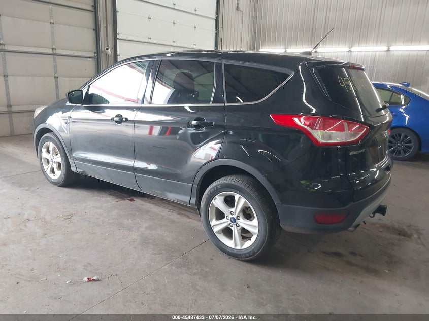 Vin: 1fmcu9g97fub62604, lot: 45985630, ford escape se 20153