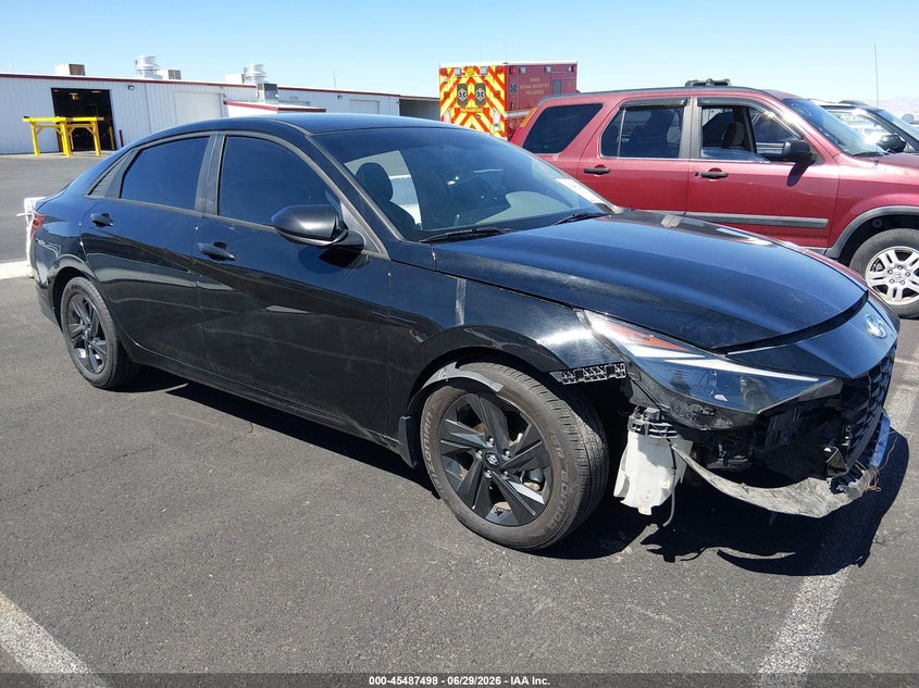 2023 HYUNDAI ELANTRA  (VIN: KMHLM4AG0PU390701)