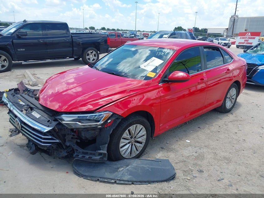 2019 VOLKSWAGEN JETTA auction photo 2