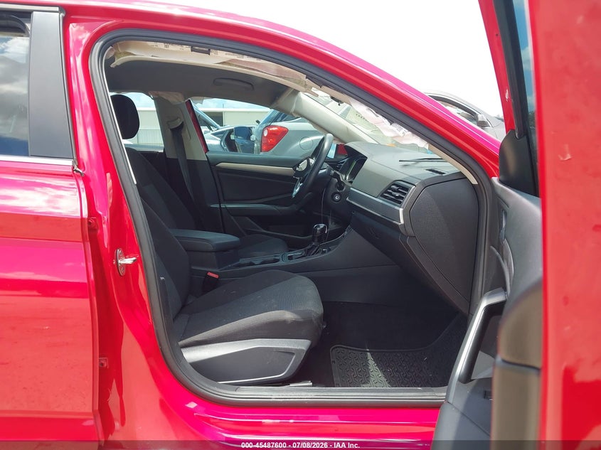 2019 VOLKSWAGEN JETTA auction photo 5