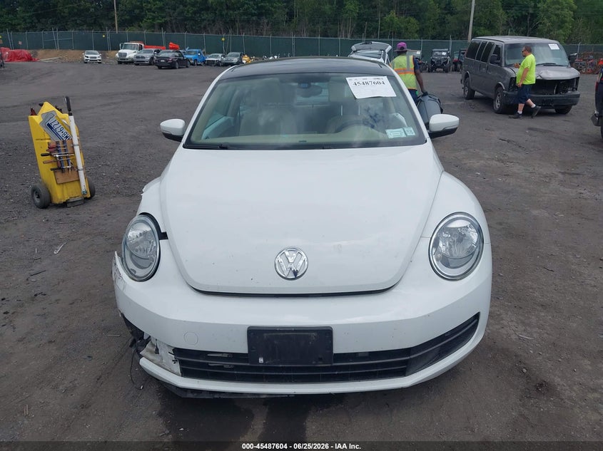 2016 Volkswagen Beetle 1.8T Sel VIN: 3VWJ17AT5GM628319 Lot: 45487604
