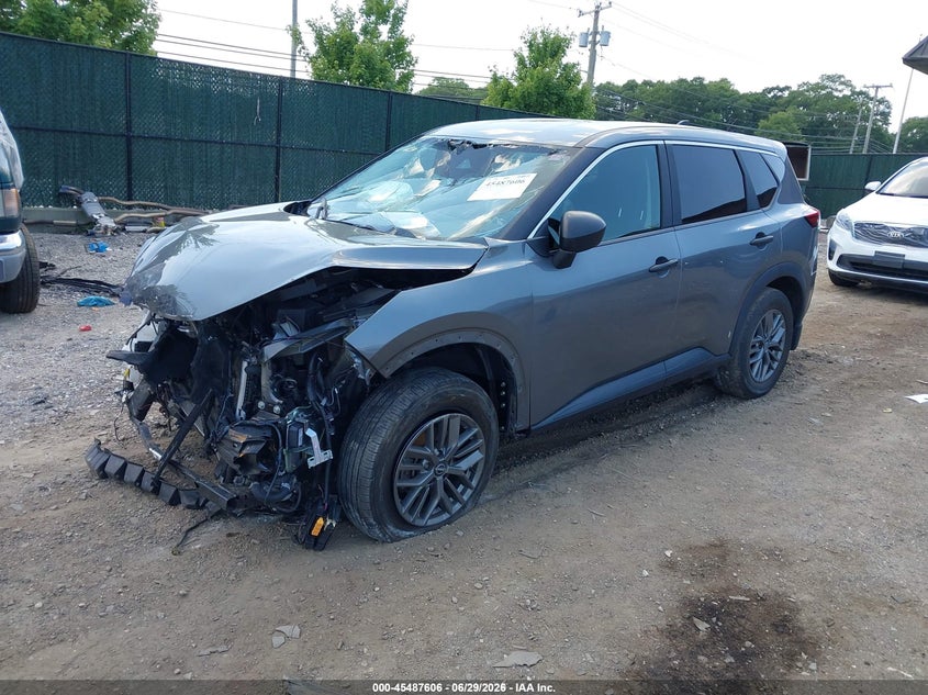 2023 NISSAN ROGUE auction photo 2