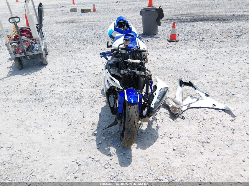 2005 YAMAHA YZFR1 auction photo 5