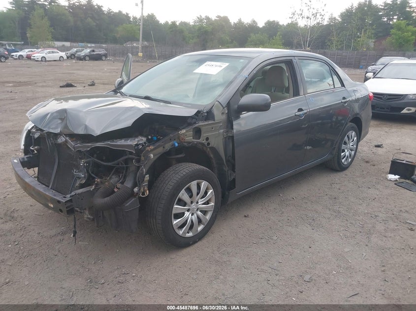 2013 Toyota Corolla Le 2T1BU4EE5DC111549 photo 1