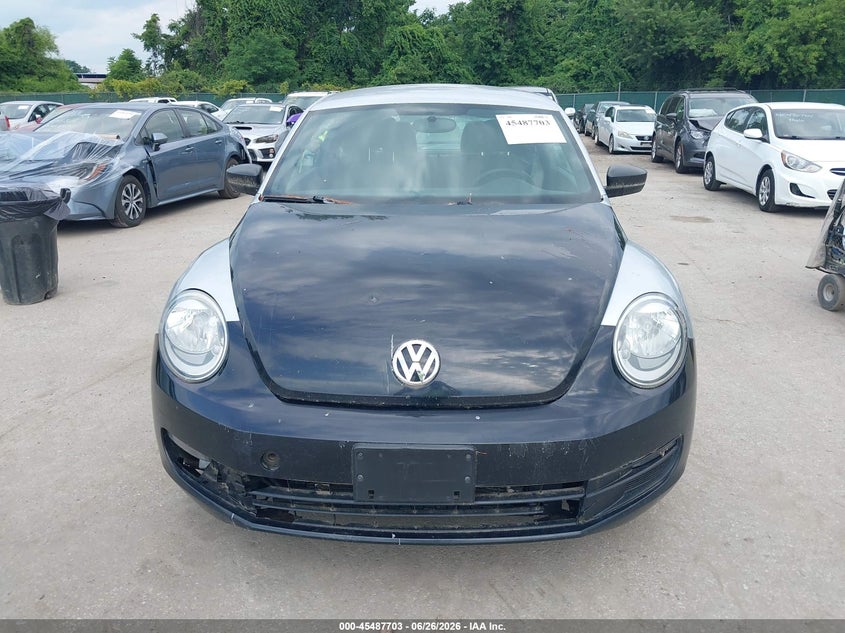 2014 Volkswagen Beetle 2.5L Entry VIN: 3VWFP7AT1EM606206 Lot: 45487703