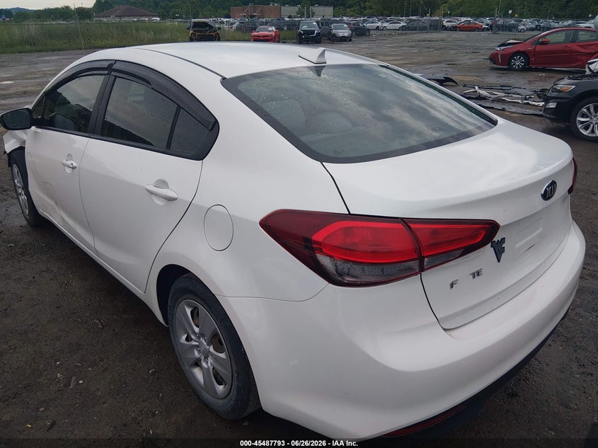 KIA FORTE 2018 VIN 3KPFL4A72JE211388