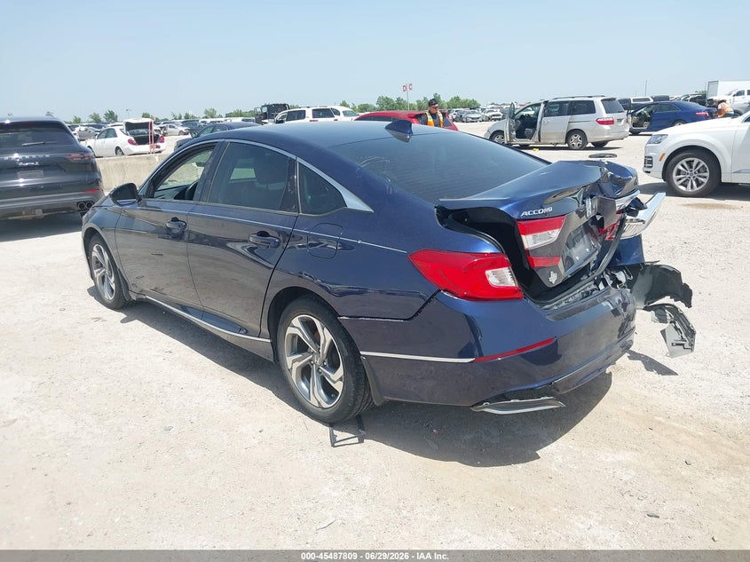 2018 HONDA ACCORD auction photo 3