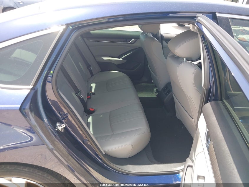 2018 HONDA ACCORD auction photo 8