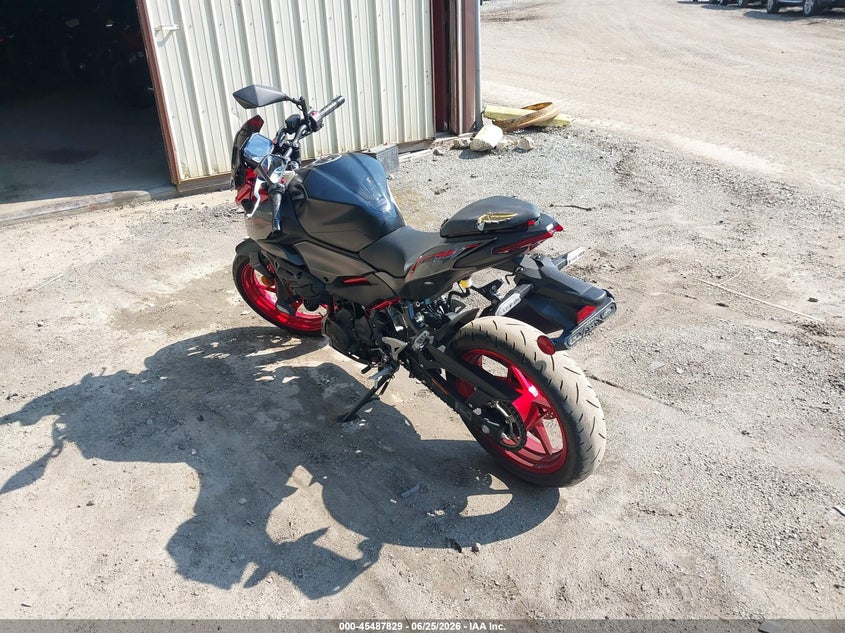 2024 KAWASAKI ER500 auction photo 3