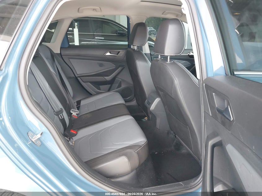 2025 VOLKSWAGEN JETTA auction photo 8