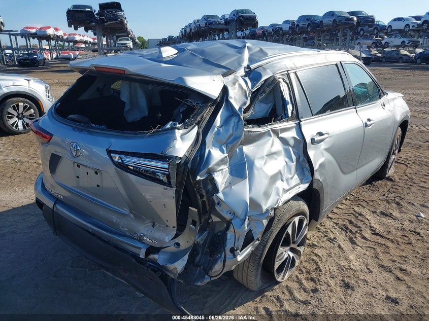 2020 TOYOTA HIGHLANDER auction photo 6