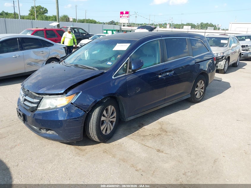 2015 Honda Odyssey, Лівий перед, IAAI, VIN 5FNRL5H43FB074221 — фото 2